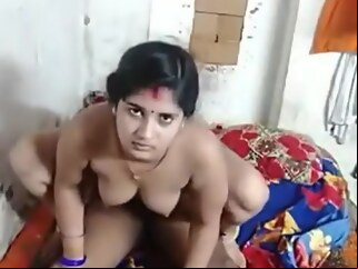 Indian amateur brunette pornstar